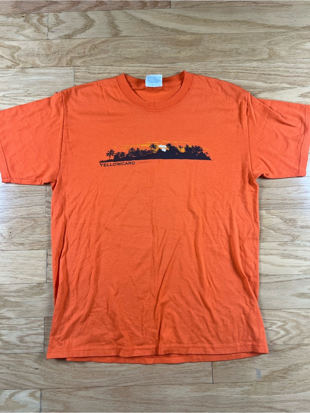 VTG Authentic Yellowcard Orange Horizon Band Tee from Hanes